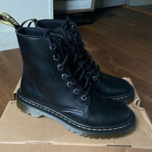 Dr. Martens women’s Luana boots